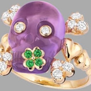 愛らしく、華やか。はかなく、ただそこに佇むスカルに込められた想い｜DIOR　ギャラリー