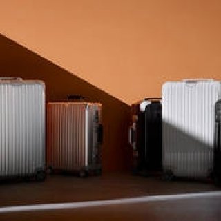 新デザインを纏ったリモワが展開スタート｜RIMOWA