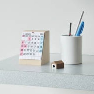 卓上タイプはマイナーチェンジも。毎年恒例の活版印刷カレンダー｜PAPIER LABO.