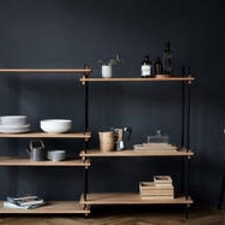 くさびで棚板を固定する構造を採用。フレキシブルに対応ができるラック｜MOEBE