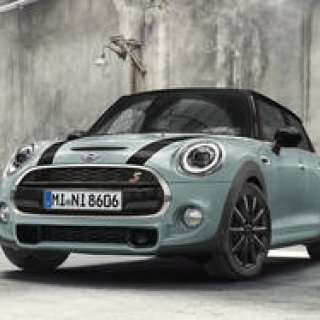 レトロモダンなアイスブルーを纏ったMINIの限定車｜Mini