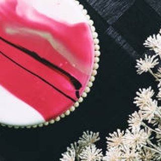 聖なる夜を彩る限定クリスマスケーキ＆スイーツの予約開始｜CONRAD TOKYO