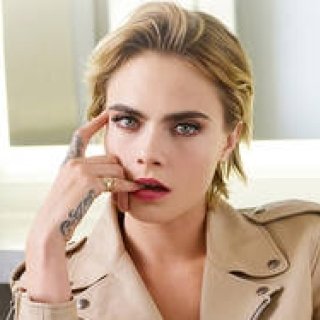 カーラ・デルヴィーニュが、新アディクト リップのミューズに就任｜Dior