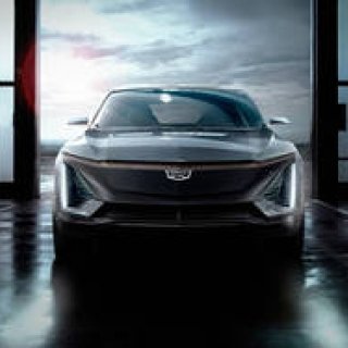 キャデラック初の電気自動車の画像を公開｜Cadillac