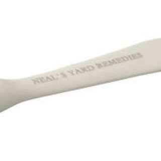 ダメージを受けた目元のケアに「ブライト アイマッサージャー」｜NEAL'S YARD REMEDIES