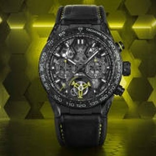 世界初カーボンヒゲゼンマイを内蔵、トゥールビヨンを搭載したカレラ最新作｜TAG HEUER　ギャラリー