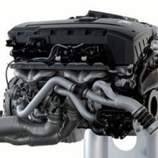 BMW 335iクーペ｜ ビーエムダブリュー｜第２回　（後編）｜「ドライバーが感じるレスポンスの速さ」