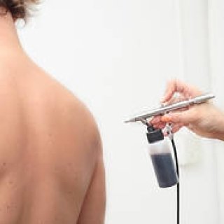 鈴木正文、艶ブロンズ肌になる！（1）