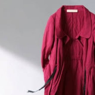 藤原美智子の「色」ものがたり第4回 9月　赤いコート