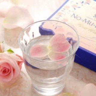 吐息をスタイルアップする　ローズウォーターの「NO-MU-BA-RA」