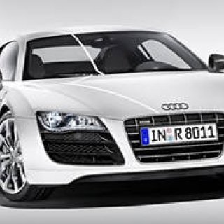 Audi R8 V10・5.2 FSI quattro｜ランボと同じ心臓をもつR8