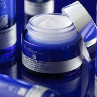 アンチエイジングの第一人者Dr. クロード・ショーシャ インタビュー（前編）