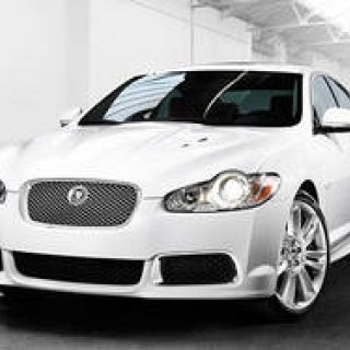 Jaguar XFR|XFシリーズの最強バージョン登場