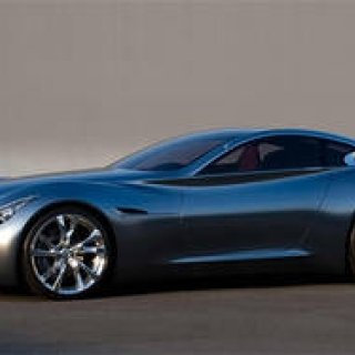 INFINITI ESSENCE｜ハイブリッドの流麗なクーペ