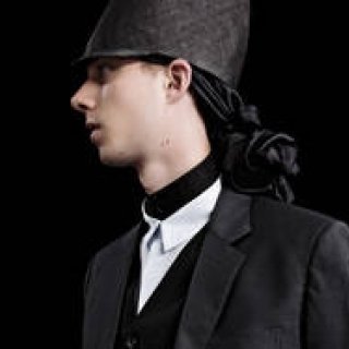 Gravity Zero──ジュリアーノ フジワラ 春夏コレクション