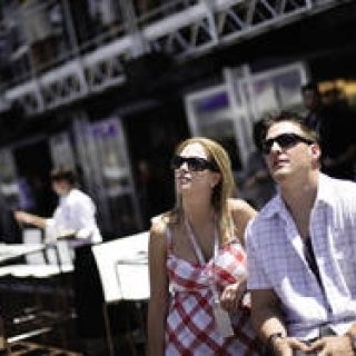 BREITLING｜レッドブル・エアレース観戦レポーターカップル大募集！