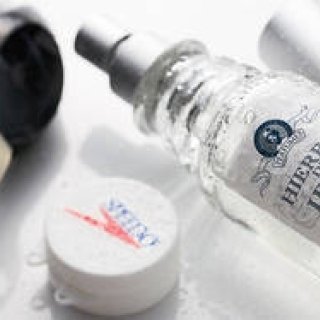 スペイン領イビザ島生まれの「イェルバス デ イビザ」オーデコロン