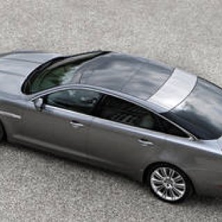 ジャガー XJ｜新世代を象徴するフラッグシップ