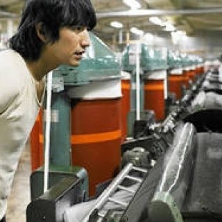 三原康裕│日本モノづくり「第4回 和田メリヤス×新内外綿のスウェットパーカ」（4・最終回）