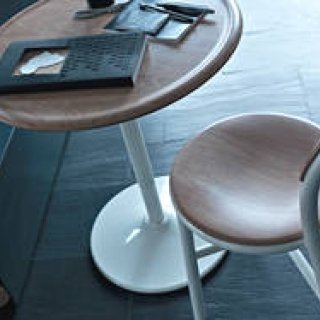 MAGIS｜ジャスパー・モリソンの「PIPE CHAIR」