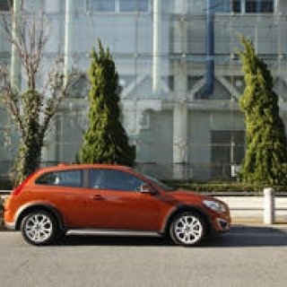Volvo C30｜ボルボC30｜あたらしいボルボC30を選ぶ理由（1）