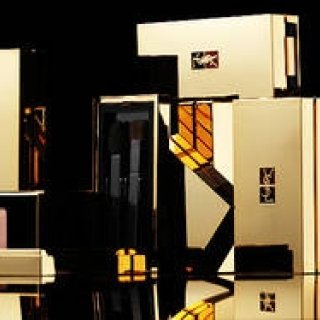 YVES SAINT LAURENT｜美しい輝きが持続するイヴ・サンローランのアイシャドウ