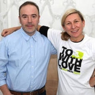 AVEDA｜オーガニック バイ・ジョン・パトリック2010年秋冬コレクションの「ブリジット・バルドーふうポンパドール」