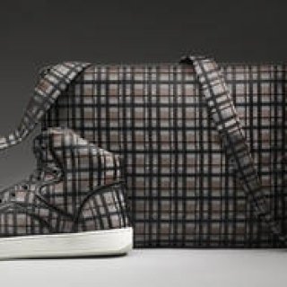 LANVIN|ランバンの大人のふだんづかいに最適なシルクのスニーカー