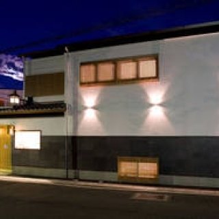 和醸和楽｜第19回　新店舗で、みちのく福島のおいしいお酒を「泉屋」