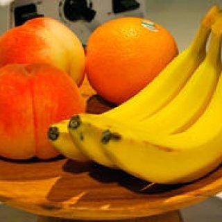 連載・福岡淳子｜8月のフルーツ “桃×バナナ”スムージー