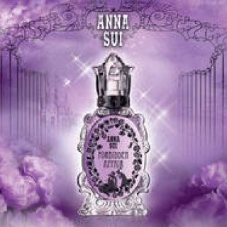 ANNA SUI｜ロマンスへと誘う、フェミニンな香り
