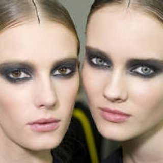 CHANEL｜ピーター フィリップスが手がけた2011春夏プレタポルテコレクション