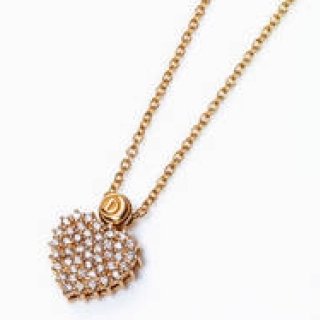 DAMIANI｜ハートをモダンに表現したクリスマスジュエリー