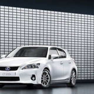 LEXUS CT200h|レクサス CT200h 販売価格が決定