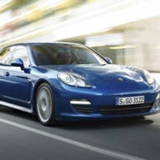 PORSCHE Panamera S hybrid|ポルシェ パナメーラS ハイブリッド クラス最小のCO2排出量を記録