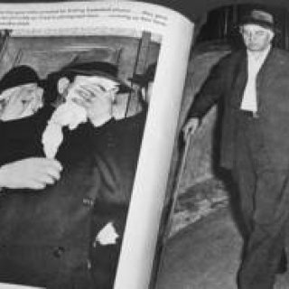 写真人生｜飯塚ヒデミ 写真集コレクション｜Weegee『NAKED CITY』