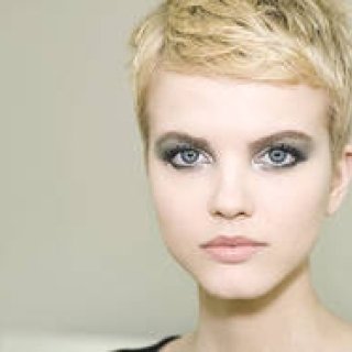 CHANEL｜2011-12秋冬プレタポルテコレクション メイクアップ