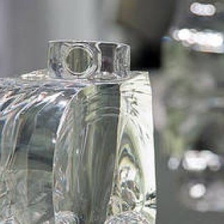 ISSEY MIYAKE｜最新モデル「O」スペシャルディスプレイ