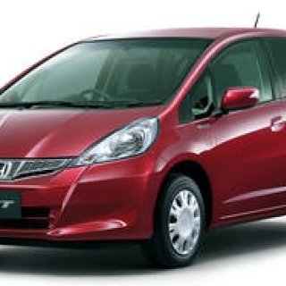 ホンダ フィット　誕生10周年を記念する特別仕様車登場