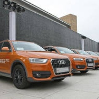 アウディ初のプレミアムコンパクトSUV「Q3」に中国で試乗|Audi