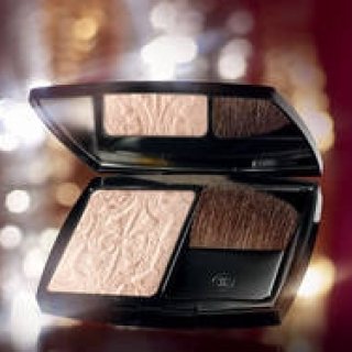 CHANEL｜「2011 クリスマス メイクアップ コレクション」特別限定品