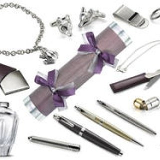 Asprey│英国の伝統を湛えたクリスマスクラッカーが今年も登場