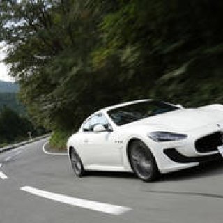 マセラティ グラントゥーリズモ MC ストラダーレ試乗 インカームービーを追加!|MASERATI