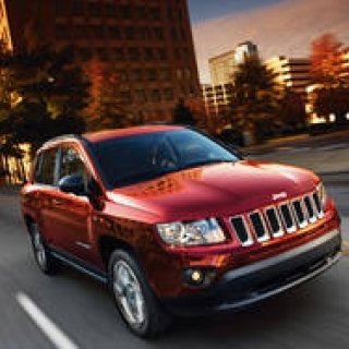 ジープのエントリーモデル「ジープ・コンパス」日本導入｜Jeep