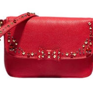 MIU MIU│バッグやアクセサリーのバレンタインコレクションを発売