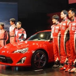 待望のトヨタ86 4月6日発売！｜TOYOTA