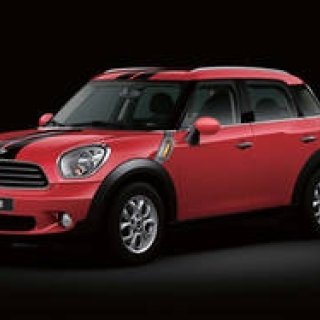 ミニ　クロスオーバーに10周年特別記念モデルが登場｜MINI
