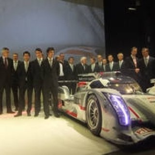 アウディ R18 e-tronでル・マン出走｜Audi