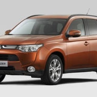 三菱、新型「アウトランダー」をアジア初披露!|MITSUBISHI MOTORS