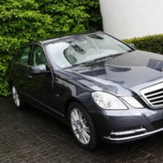 メルセデス・ベンツ E300 ブルーテック ハイブリッドに試乗|Mercedes-Benz